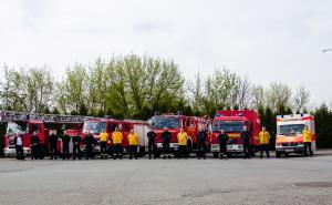 Sechs weitere Feuerwehrfahrzeuge starten von der Interschutz in die Ukraine