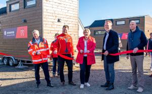 Johanniter-Hochwasserhilfe übergibt Tiny Houses an Gemeinde Swisttal