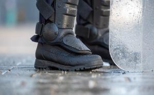 ENFORCE TAC: GORE-TEX Professional Fabrics und führende Schuhpartner zeigen erste Polizei-Einsatzstiefel mit bahnbrechender EXTRAGUARD Obermaterialtechnologie
