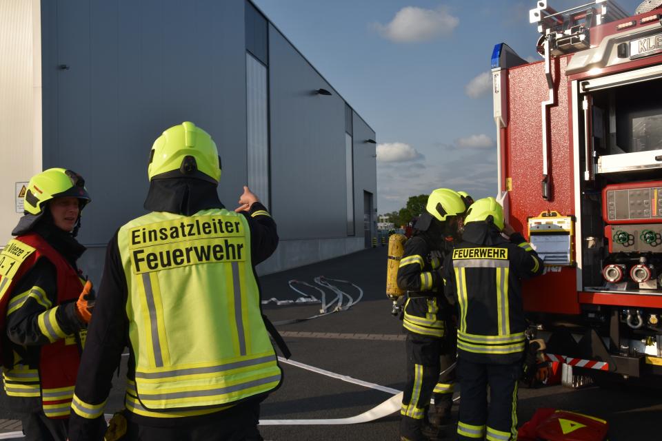 Gemeinsame Übung der freiwilligen Feuerwehren in Weeze.