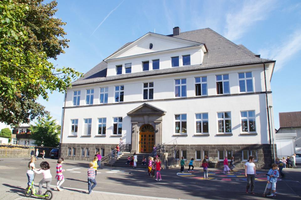 Die Grundschule Großen-Buseck setzt seit Anfang 2021 auf Netzwerk-Audiosysteme...