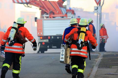 Gefahrenabwehrbericht 2020: Zahl der freiwilligen Feuerwehrleute steigt auf...
