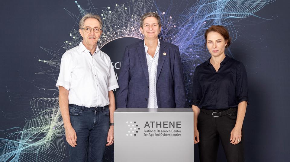 Prof. Michael Waidner (CEO von ATHENE), Claudia Plattner (Präsidentin des...