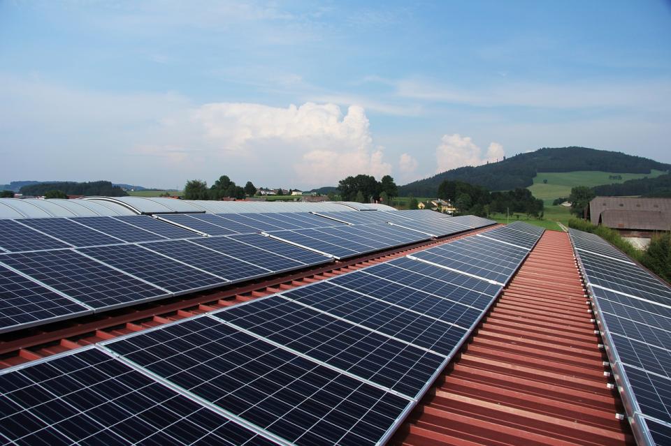 Photovoltaikanlagen sind eine Option, wie Unternehmen ihre...