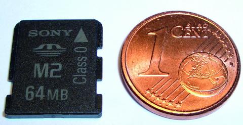 Selbst winzige Speichermedien wie Memory Sticks können riesige Schäden...